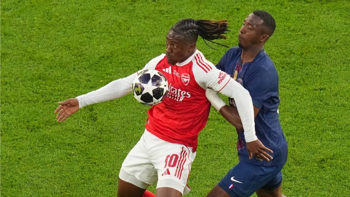 PSG vs Arsenal Live Score & Updates