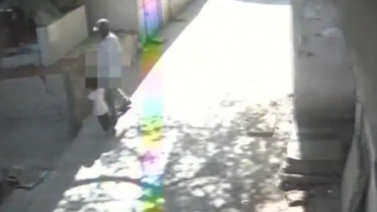 Pune Sexual Assault Case: 4-Year-Old Lured With Food, Killed With Rock; Accused in Custody Till May 7 Pune 4-Year-Old Murder: Accused Arrested, Fast-Track Trial Promised
