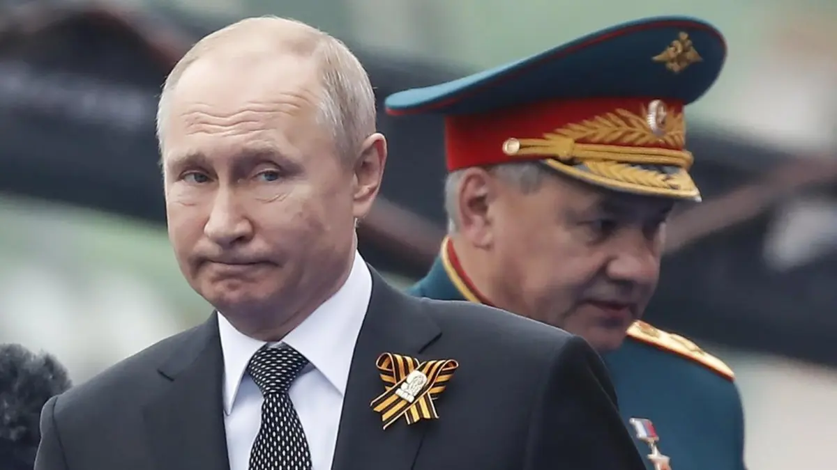 Why Putin Hiding in Bunkers? Assassination Fears Spark Fresh Speculation Putin’s Underground Bunkers: Rising Isolation & FSO Security Tensions