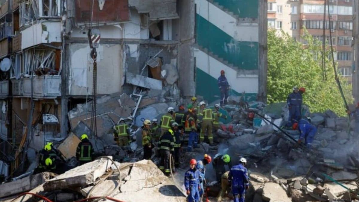Russia Unleashes Heaviest Wartime Drone Assault On Ukraine, Hits Kyiv