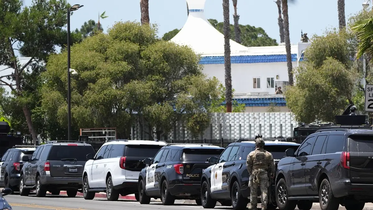 San Diego Mosque Shooting Kills 3 Men; 2 Suspects Found Dead In Car As Police Probe Hate Crime San Diego Mosque Shooting Kills 3 Men; 2 Suspects Found Dead In Car As Police Probe Hate Crime