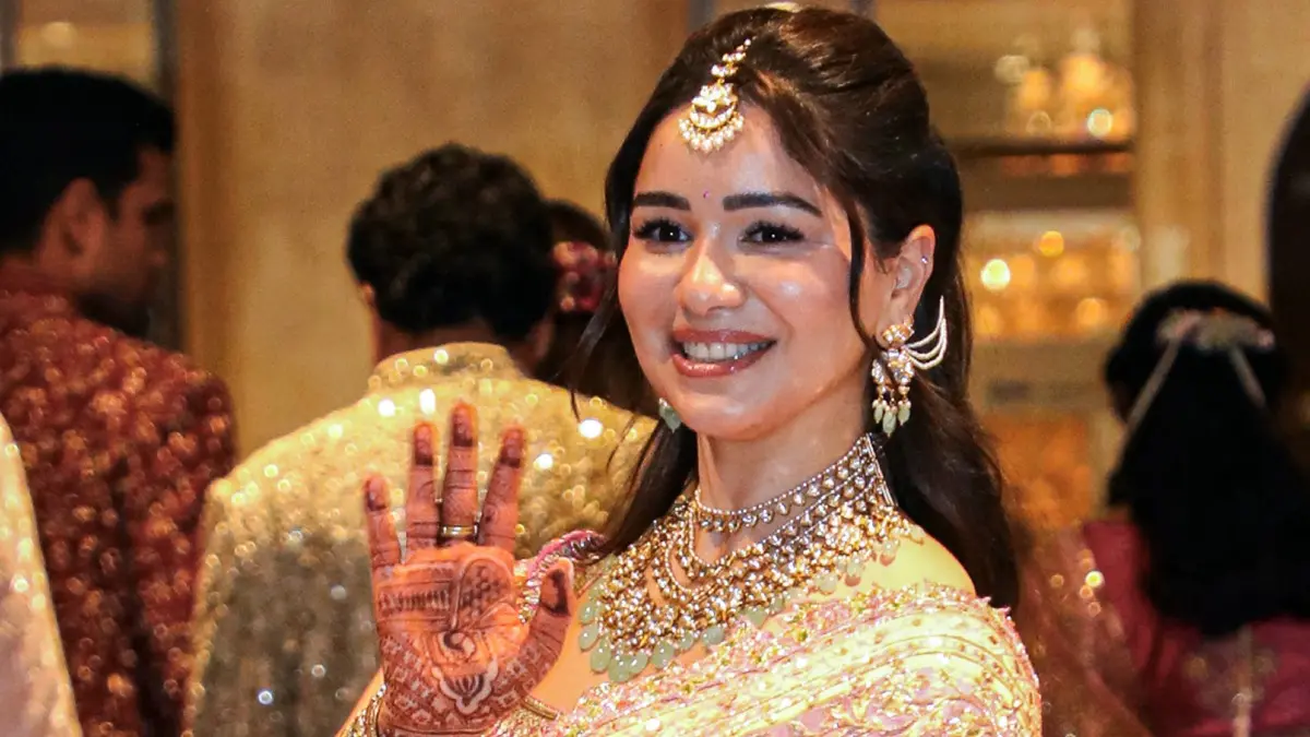 Sara Tendulkar Calls Out Pap Over Body-shaming Remarks Sara Tendulkar