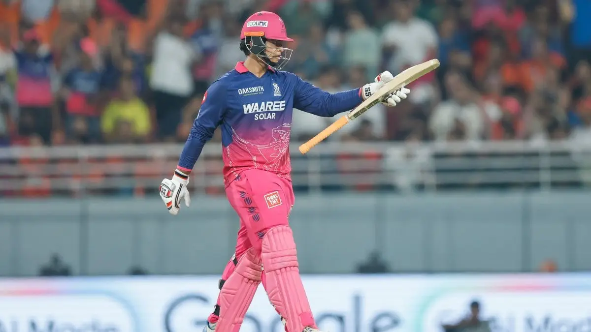 SRH vs RR: 6-6-6... 12 गगनचुंबी छक्के जड़ वैभव सूर्यवंशी ने IPL में लगा दी रिकॉर्डों की झड़ी, 15 साल के बिहार के लाल ने कर दिया कमाल SRH vs RR Eliminator IPL 2026 Vaibhav Sooryavanshi