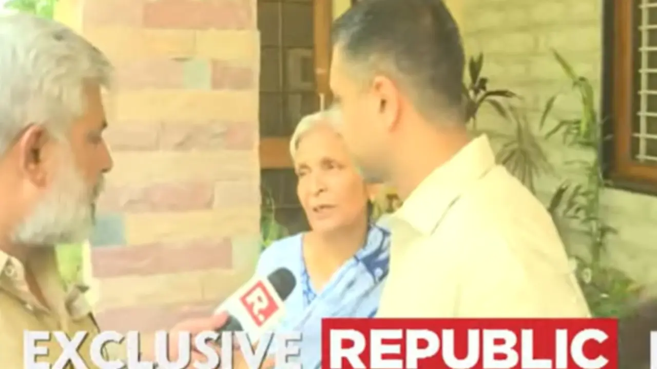 समर्थ के भाई सिद्धार्थ ने रिपब्लिक के रिपोर्टर से की बदसलूकी, कैमरा किया बंद, धक्का भी दिया, ट्विशा की सास बोलीं- हमें आतंकियों की तरह ट्रीट... Twisha Sharma Death Case