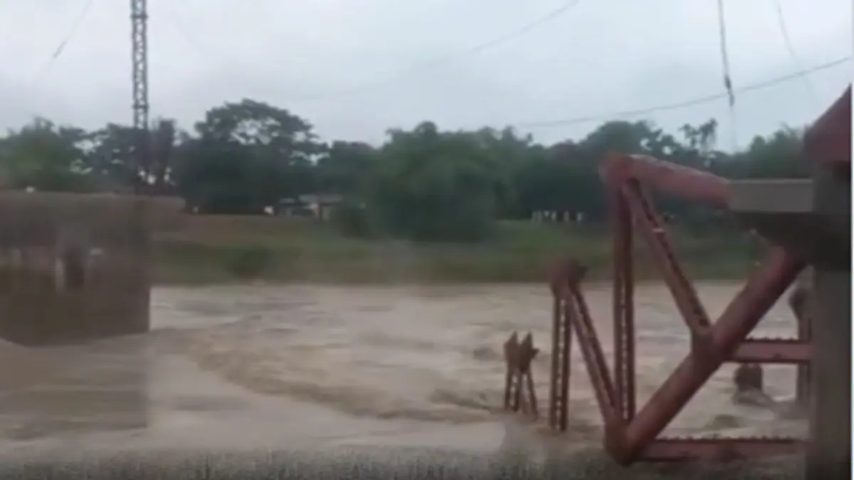 Under-Construction Bridge Over Jatinga River Collapses In Assam’s Cachar Amid Heavy Rain Under-Construction Bridge Over Jatinga River Collapses In Assam’s Cachar Amid Heavy Rain