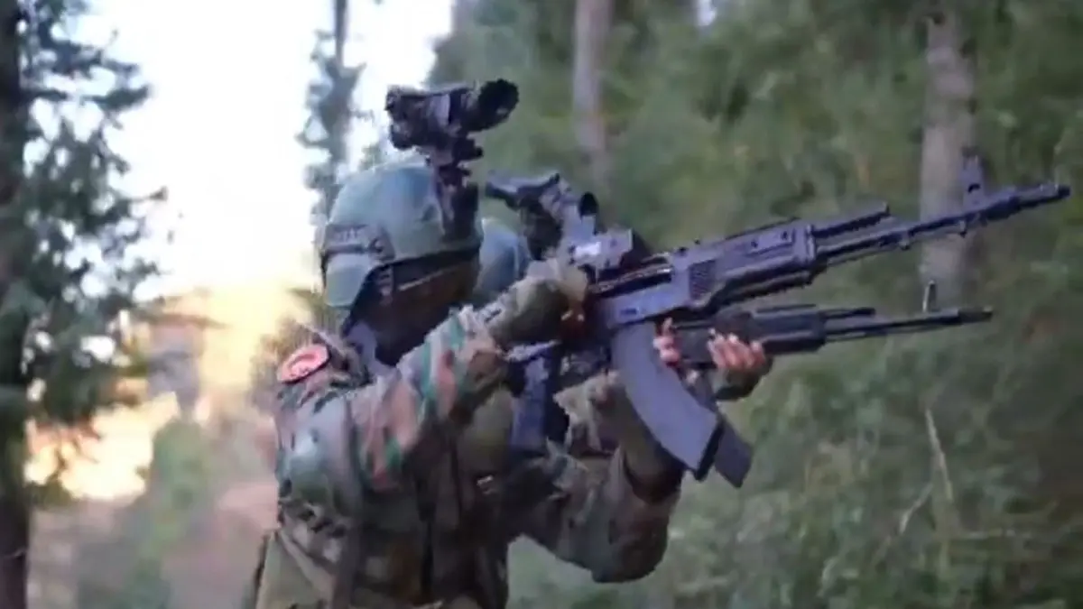 Indian Army Takes Down Terrorist Attempting To Cross LoC In Poonch; 1 Killed Indian Army Takes Down Terrorist Attempting To Cross LoC In Poonch; 1 Killed