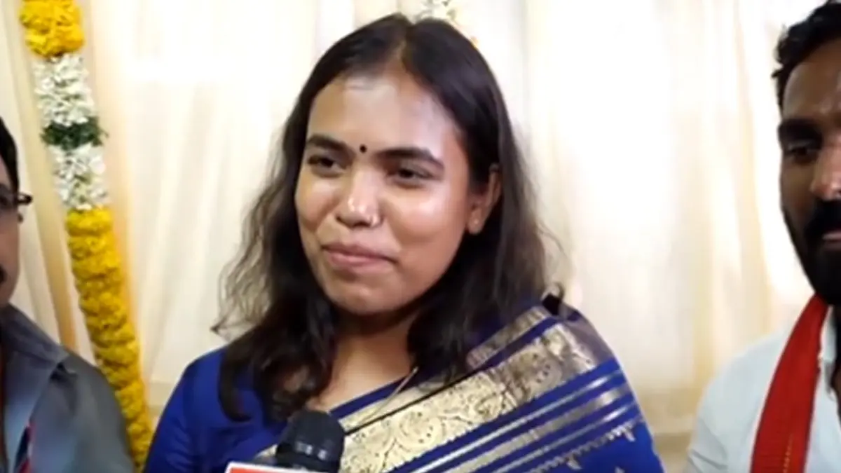 Who is S Keerthana? TVK’s First Woman MLA From Sivakasi Whose Fluent Speech In Hindi Sparks Buzz Who is S Keerthana? TVK’s First Woman MLA From Sivakasi Whose Fluent Speech In Hindi Sparks Buzz
