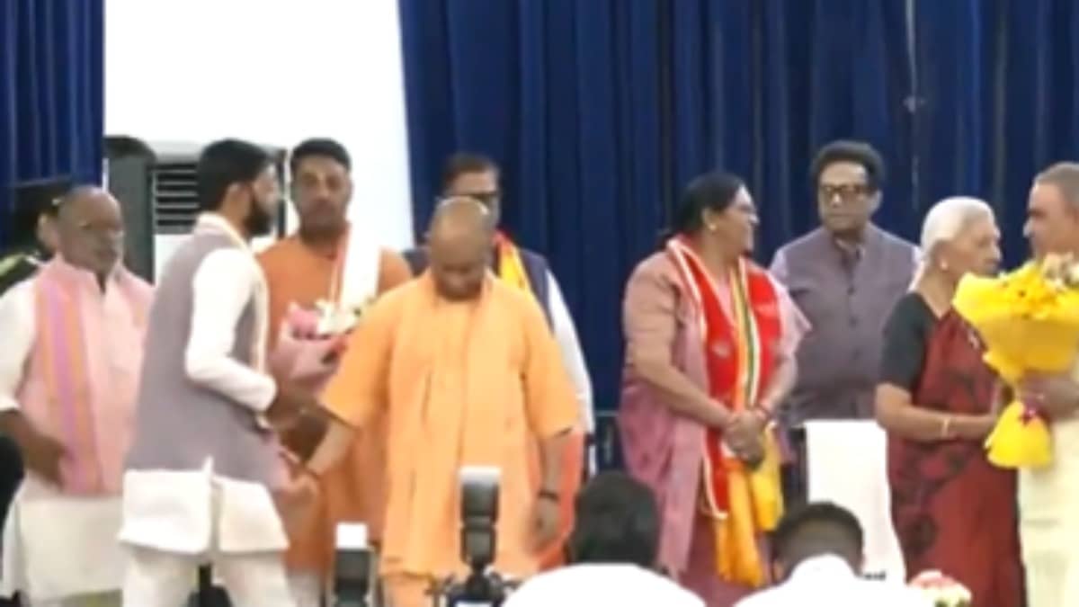 Ahead of Assembly Elections, Yogi Adityanath's UP Cabinet Gets 6 New Ministers, Including 1 Woman