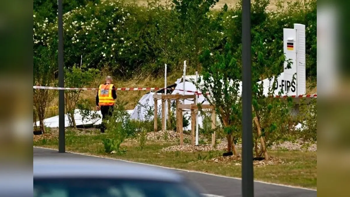 11 Killed As Plane Carrying Group Of Skydivers Crashes In France 11 Killed As Plane Carrying Group Of Skydivers Crashes In France