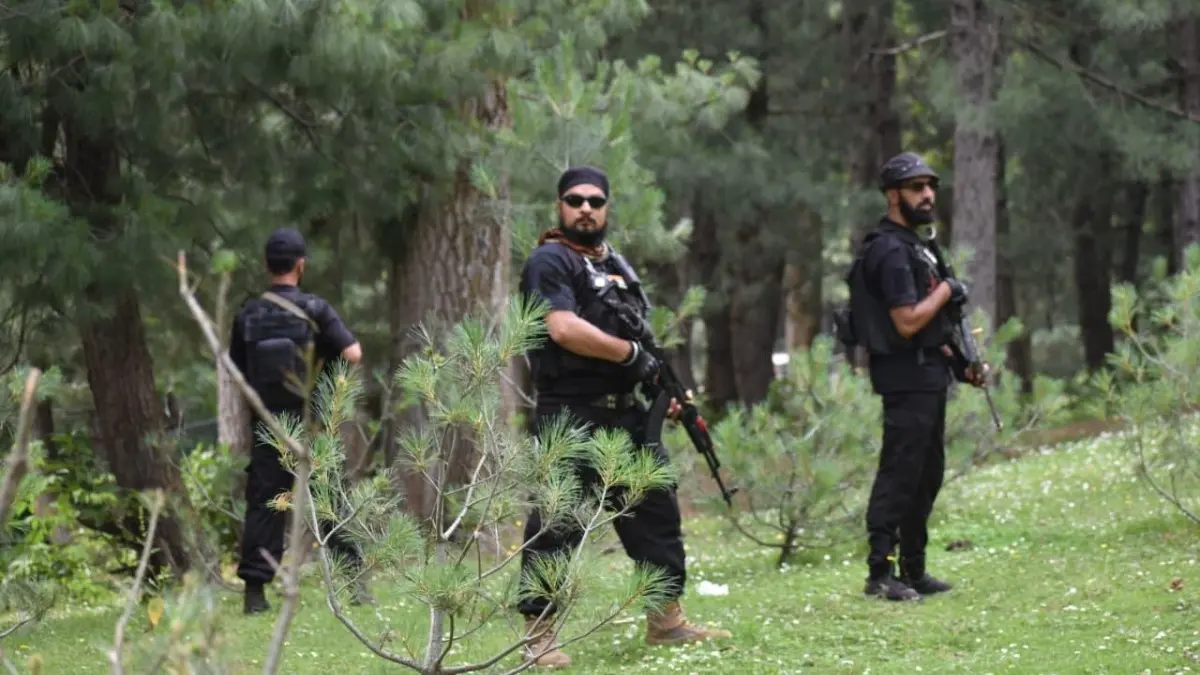 22 Sniper Teams Among Multi-Layered Security Grid for Amarnath Yatra 2026 Deployed In South Kashmir's Anantnag 22 Sniper Teams Among Multi-Layered Security Grid for Amarnath Yatra 2026 Deployed In South Kashmir's Anantnag