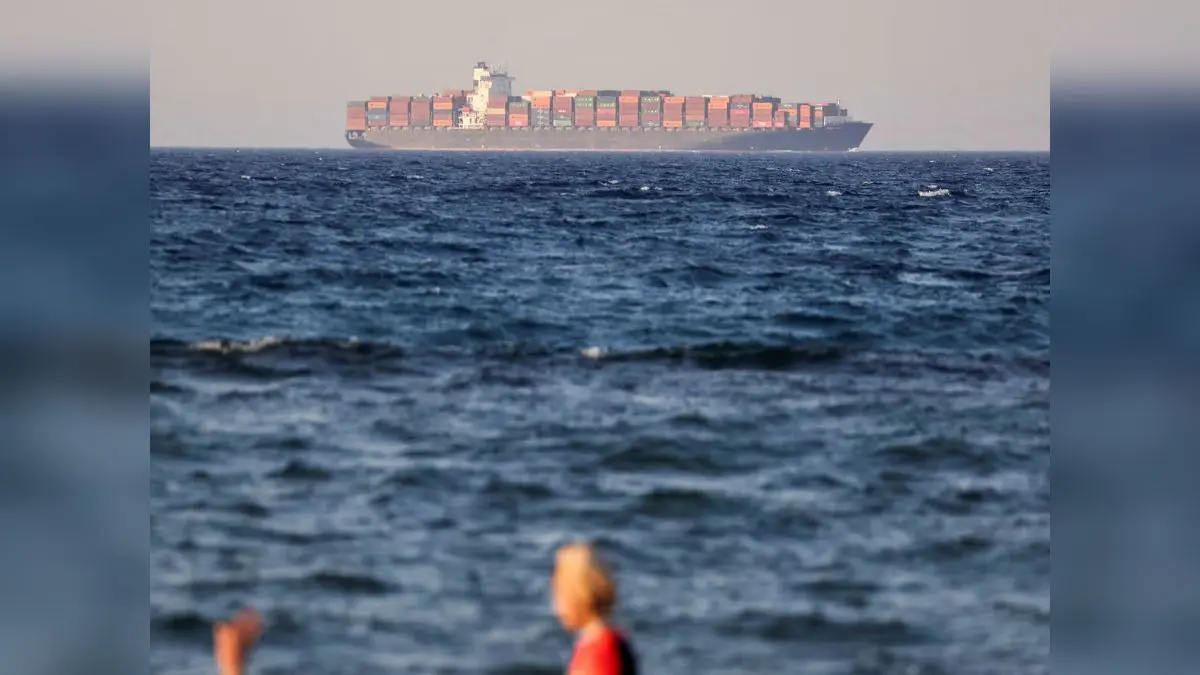 3 Indians Missing, 21 Rescued After Attack On Commercial Ship Off Oman Coast 3 Indians Missing, 21 Rescued After Attack On Commercial Ship Off Oman Coast