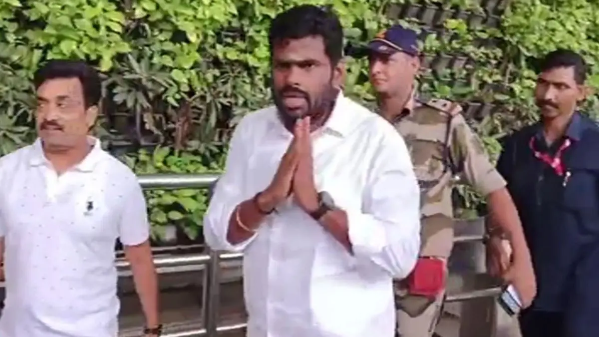Annamalai Meets BJP Chief Nitin Nabin, BL Santhosh In Delhi Amid Exit Buzz; Seeks Appointment With Amit Shah Annamalai Meets BJP Chief Nitin Nabin, BL Santhosh In Delhi Amid Exit Buzz; Seeks Appointment With Amit Shah