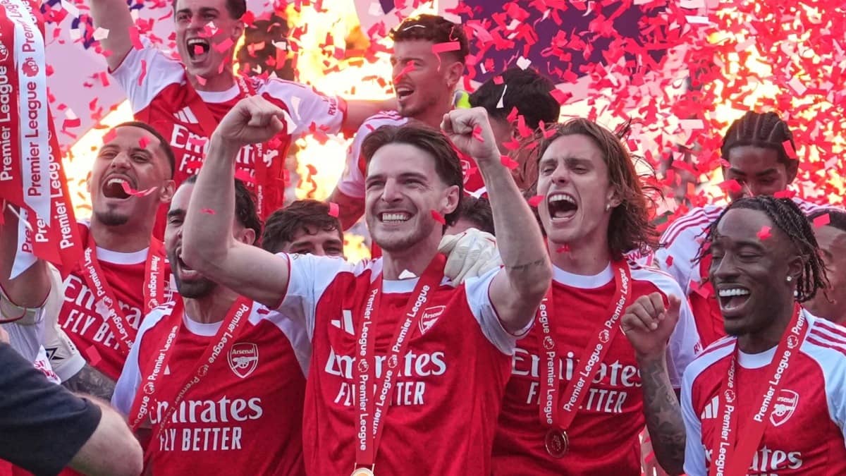 Arsenal start Premier League title defence against Coventry City