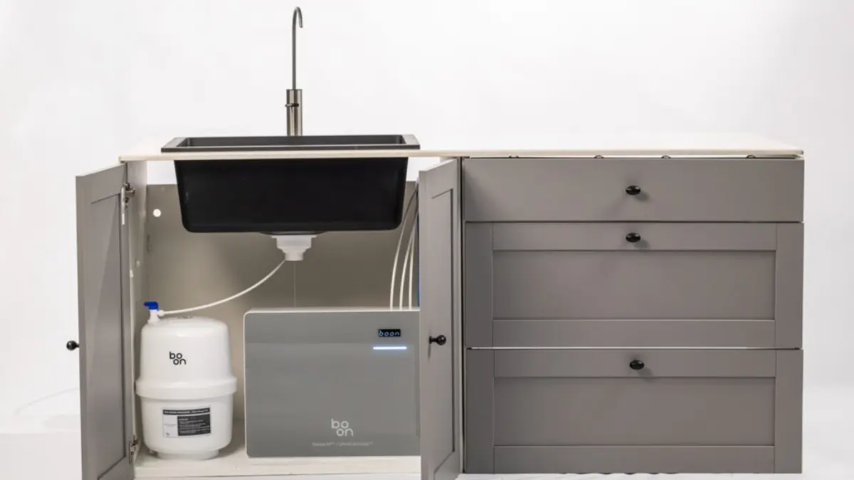 This App-Based Smart Water Purifier Goes Under the Sink for Cleaner Aesthetics boon