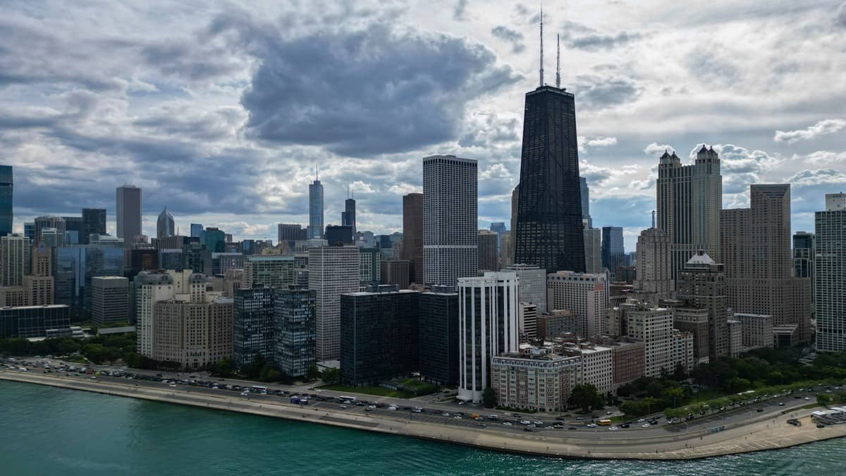 Chicago Shootings Kill 7, Injure 38 As Trump Renews Call For Military Intervention