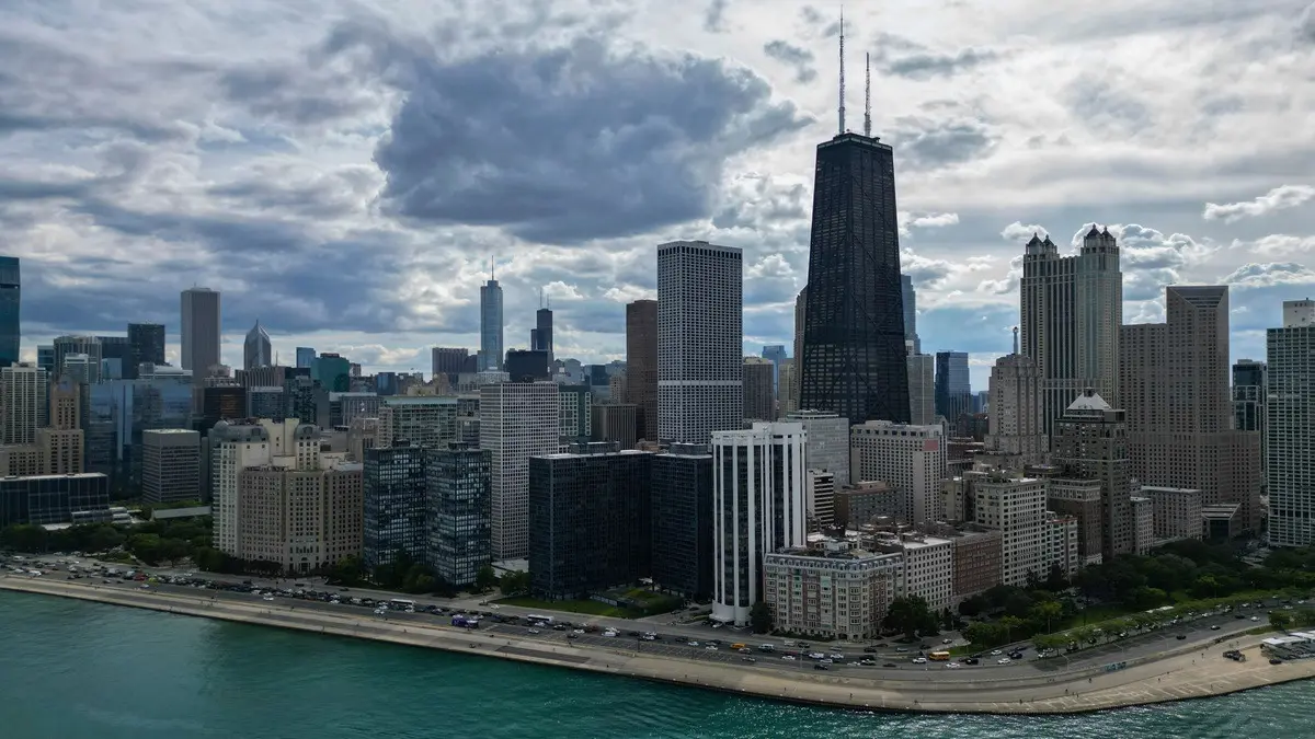 Chicago Shootings Kill 7, Injure 38 As Trump Renews Call For Military Intervention Chicago Shootings Kill 7, Injure 38 As Trump Renews Call For Military Intervention