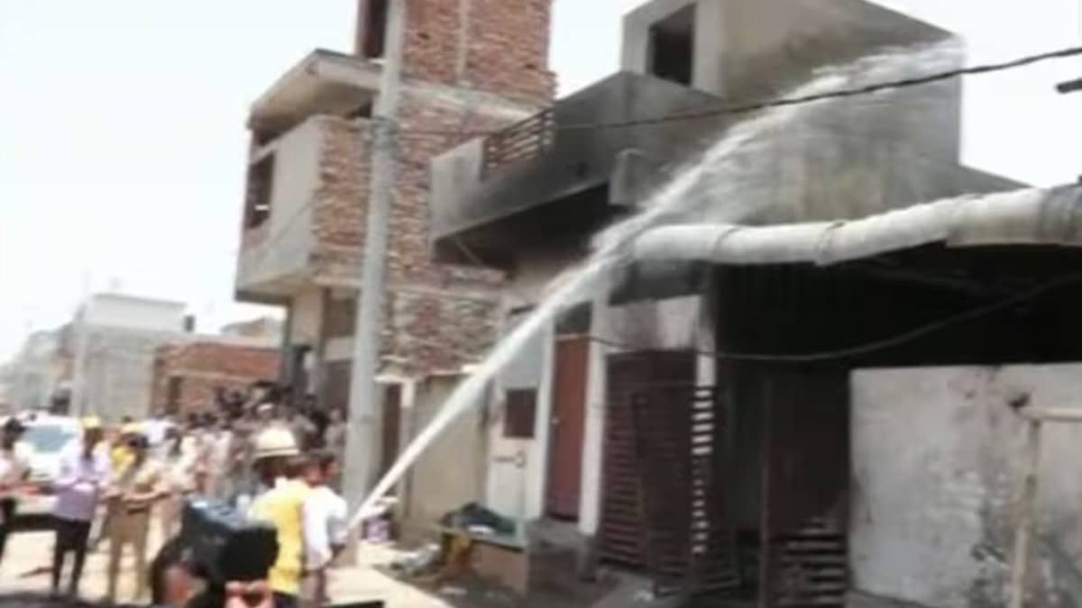 Death Toll Climbs To 7 After Fire Breaks Out at Illegal Firecracker Factory in Jaipur's Kho Nagoriyan