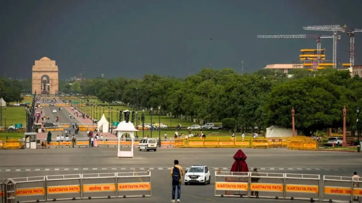 Weather: 2 जुलाई को 19 राज्यों में झमाझम बारिश का अलर्ट, तेज आंधी के साथ दिल्ली-NCR में बदलेगा मौसम; जानें IMD का ताजा अपडेट Delhi weather forecast