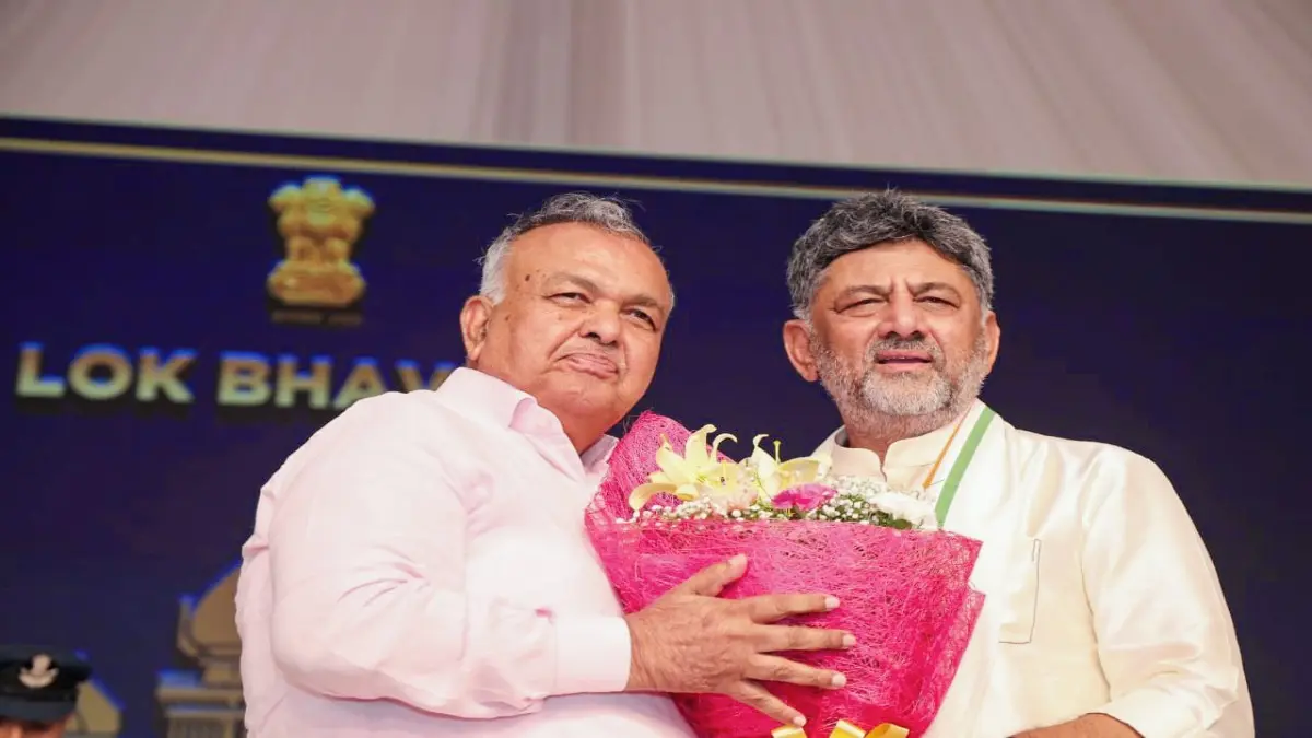 'Twice They Promised’: DKS Cabinet Faces 1st Major Setback: Ramalinga Reddy Resigns As Karnataka Minister, Says Bengaluru Portfolio Promise Broken DK Shivakumar with Ramalinga Reddy