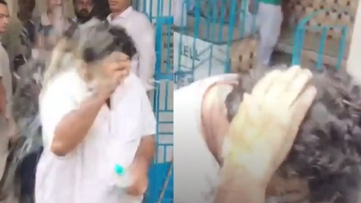 'Chor, Chor, Chor, Chor...': Angry Mob Throws Eggs On TMC Leader Soumitra Banerjee During Court Escort Egg Attack on Soumitra Banerjee
