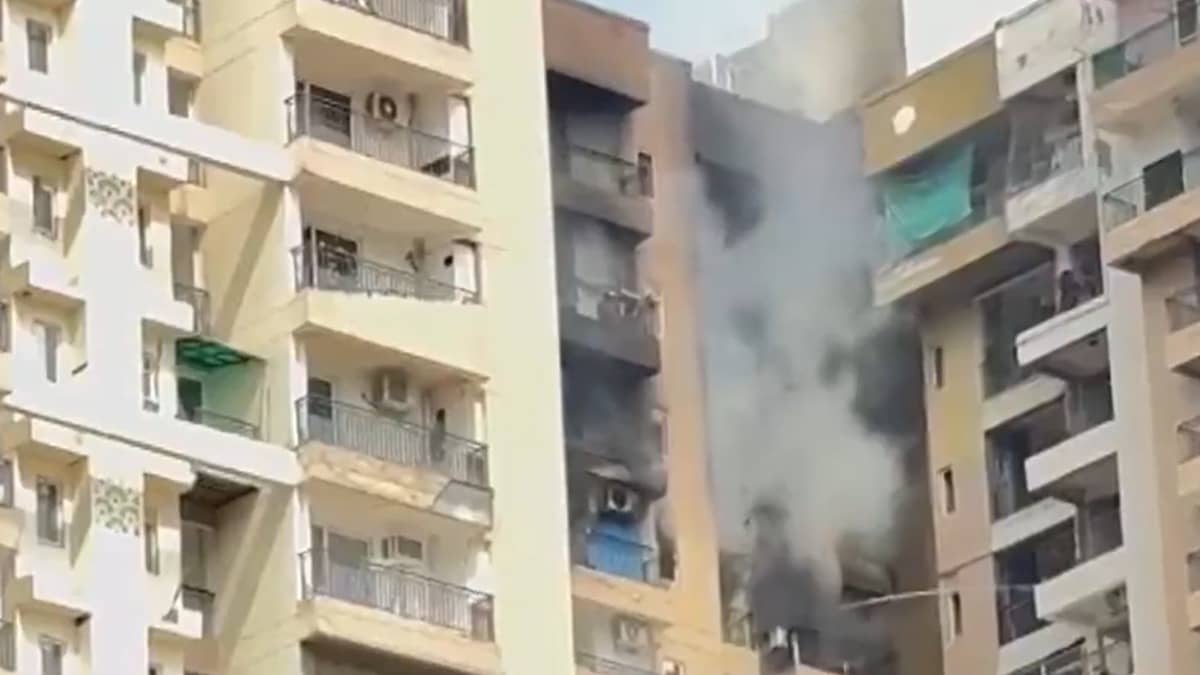 Fire Breaks Out At Aranya Society In Noida Sector-119; 6 Fire Tenders At The Scene