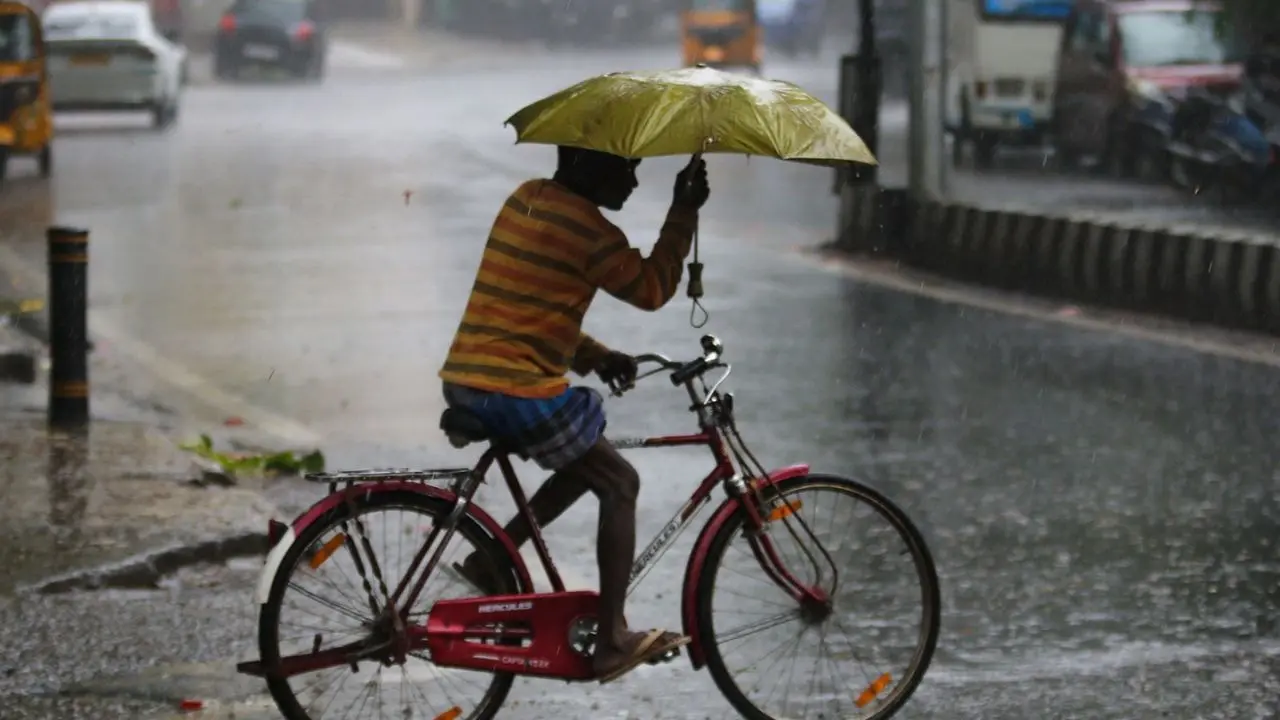 Monsoon Stalls After Early Start: Central India Hits 65% Rain Deficit India Faces 36% Overall Monsoon Deficit as Progress Halts