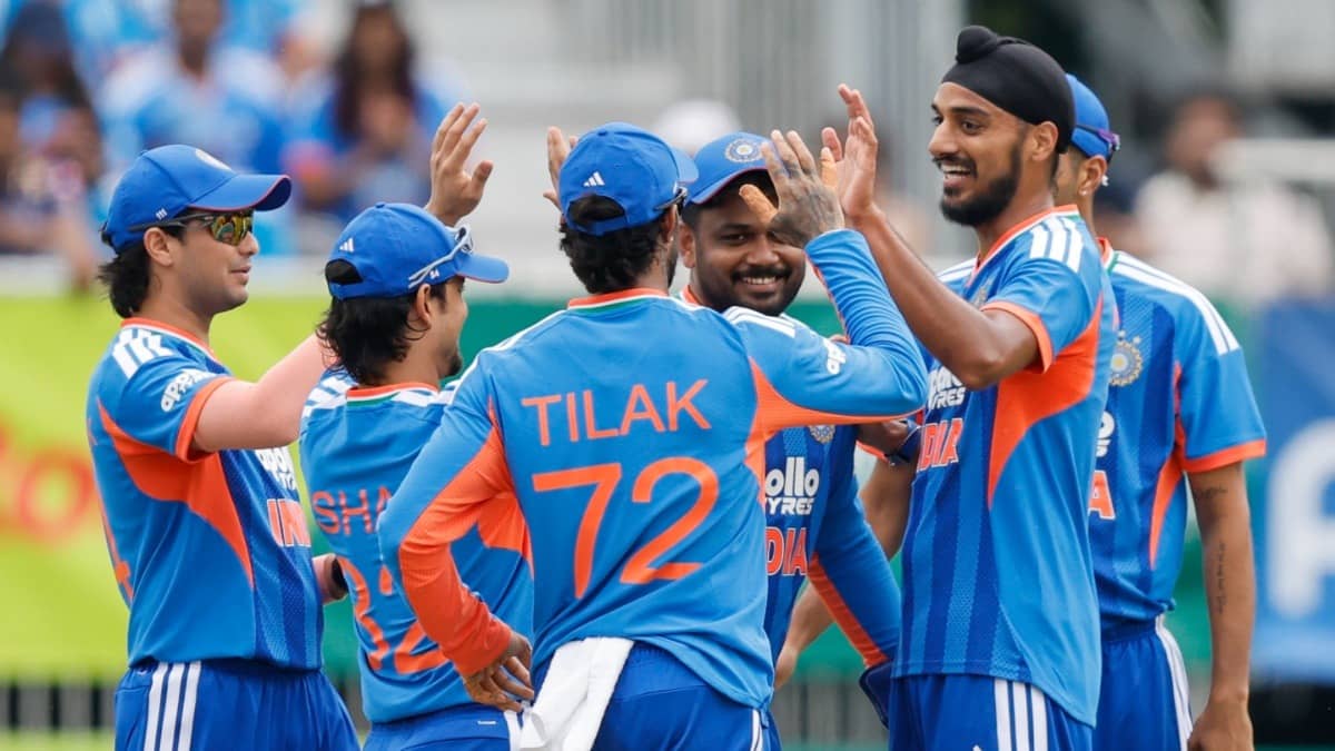 Indian players celebrating after taking a wicket against Ireland in the 1st T20I