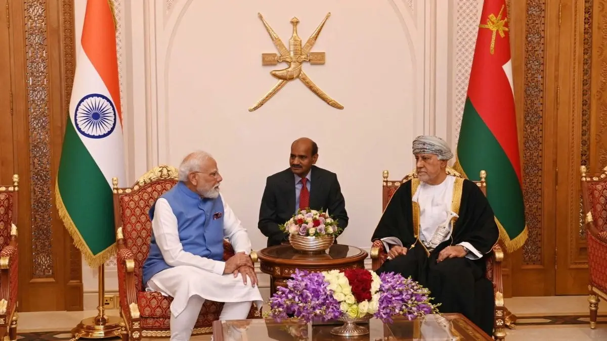 India-Oman CEPA Economic Pact Takes Effect Today To Boost Energy And Export Sectors Indian Prime Minister Narendra Modi and Oman Sultan Haitham bin Tarik at a bilateral summit, symbolizing the new India-Oman CEPA economic agreement.