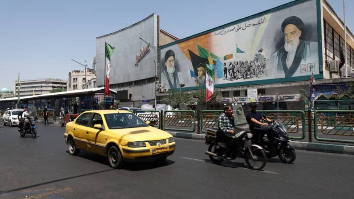 Iran Targets US Bases in Jordan and the Gulf After Trump Orders Strikes Near Hormuz 