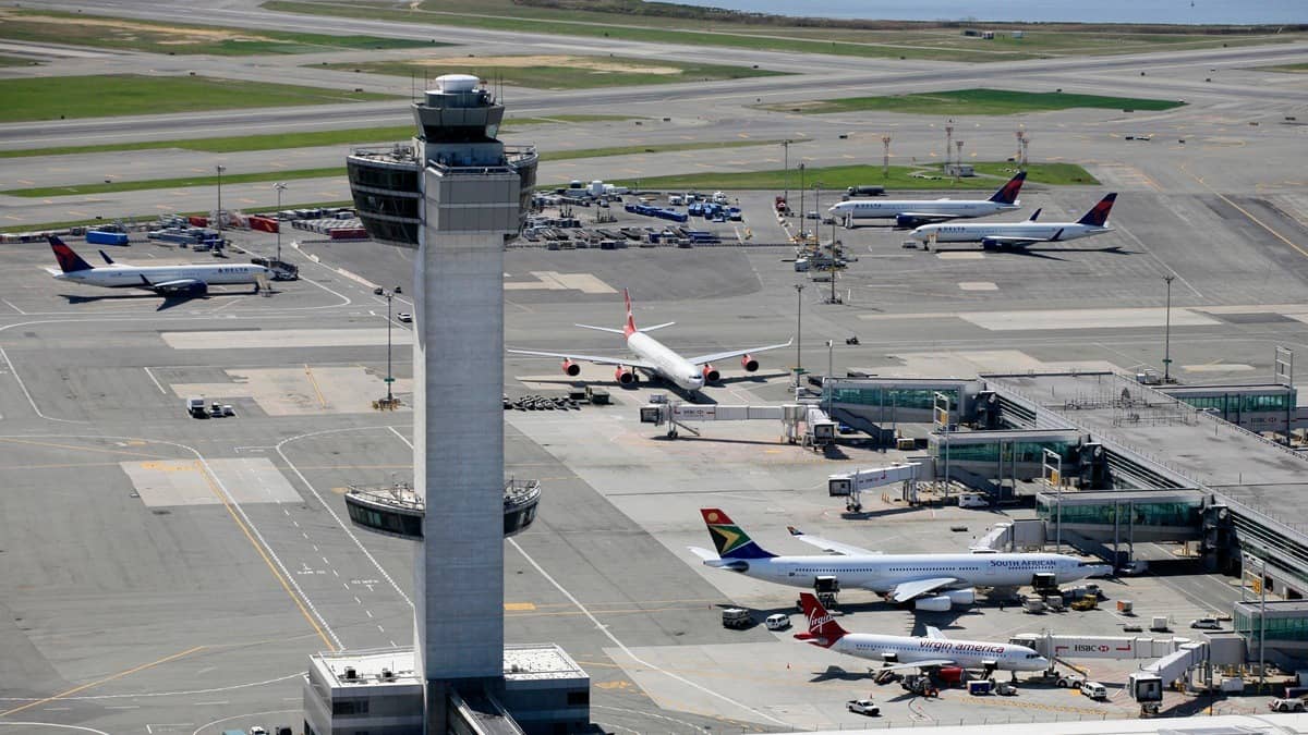 JetBlue Flight From Vegas Reports Drone Strike Above Cockpit At 3000ft While Approaching New York's JFK Airport