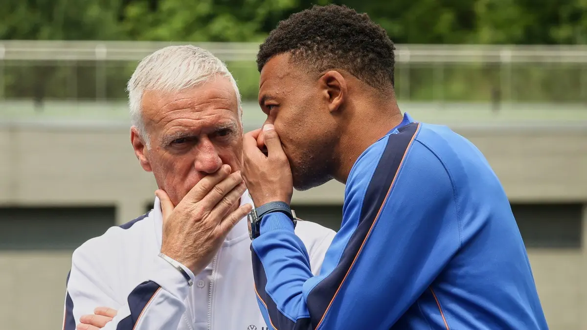 FIFA World Cup 2026: France Coach Didier Deschamps Provides Crucial Update On Kylian Mbappe And William Saliba Ahead Of France's Friendly Vs Ivory Coast Kylian Mbappe and Didier Deschamps engaged in a conversation