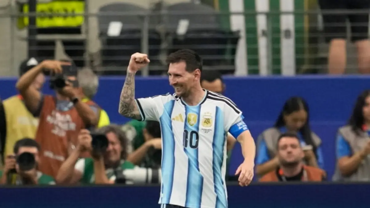 Lionel Messi's Record-Breaking World Cup Goal Unfair? Manchester United Legend Makes Shocking Claim Lionel Messi
