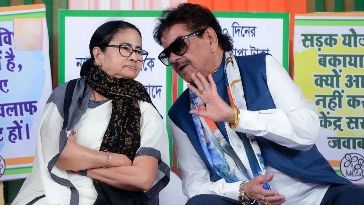 'Mai Sukh-Dukh Ka Saathi Hoon': Shatrughan Sinha Reiterates Allegiance To Mamata Didi, Says 'Abhishek Not My Leader'