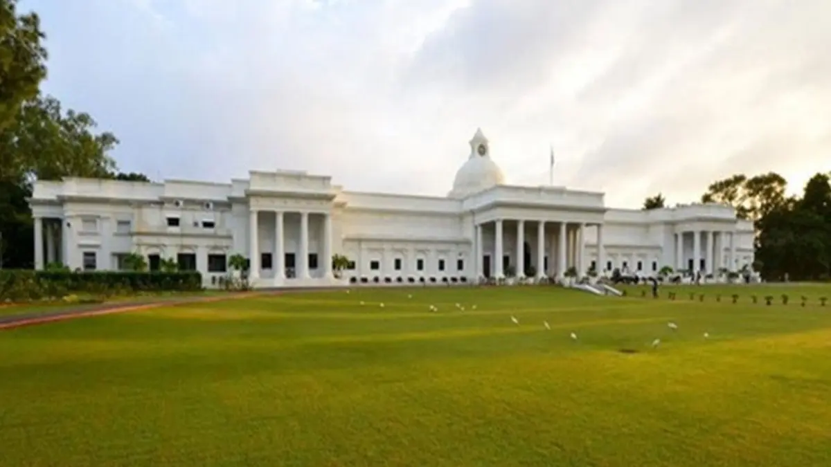 'Misleading & Factually Incorrect': IIT Roorkee Refuses Claims of Data Breach Affecting JEE (Advanced) Aspirants 'Misleading & Factually Incorrect': IIT Roorkee Refuses Claims of Data Breach Affecting JEE (Advanced) Aspirants