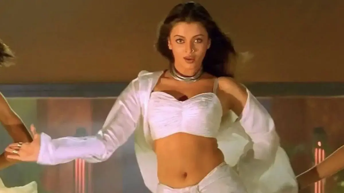 Draped, Fluid & Free: Neeta Lulla On Story Of Aishwarya Rai Bachchan’s Heart-Racing White Dress, That Captivated Imagination Of Every 90s Girl Neeta Lulla On Story Of Aishwarya’s Heart-Racing White Dress, That Captivated Imagination Of Every 90s Girl