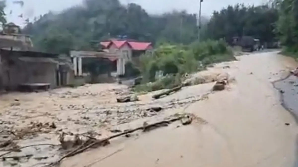One Dead, Four Missing as Flash Floods Hit Arunachal Pradesh’s Keyi Panyor District One Dead, Four Missing as Flash Floods Hit Arunachal Pradesh’s Keyi Panyor District