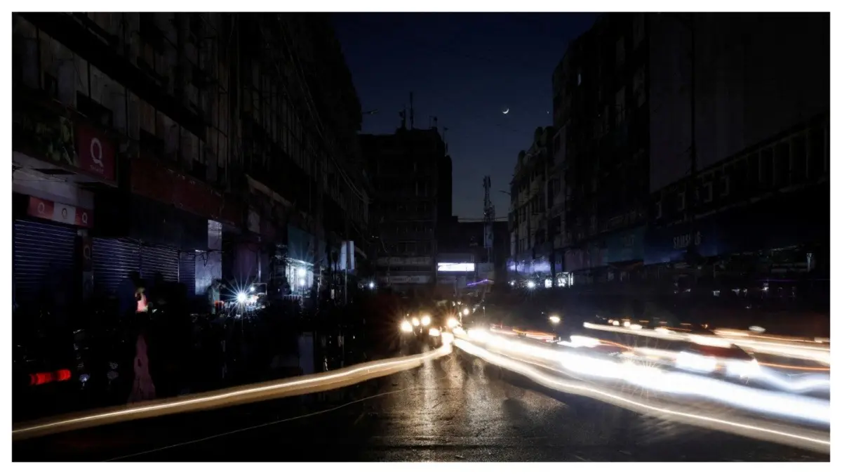 Storm Exposes Pakistan's Fragile Utility Grid; Lahore Plunged Into Total Darkness Pakistan