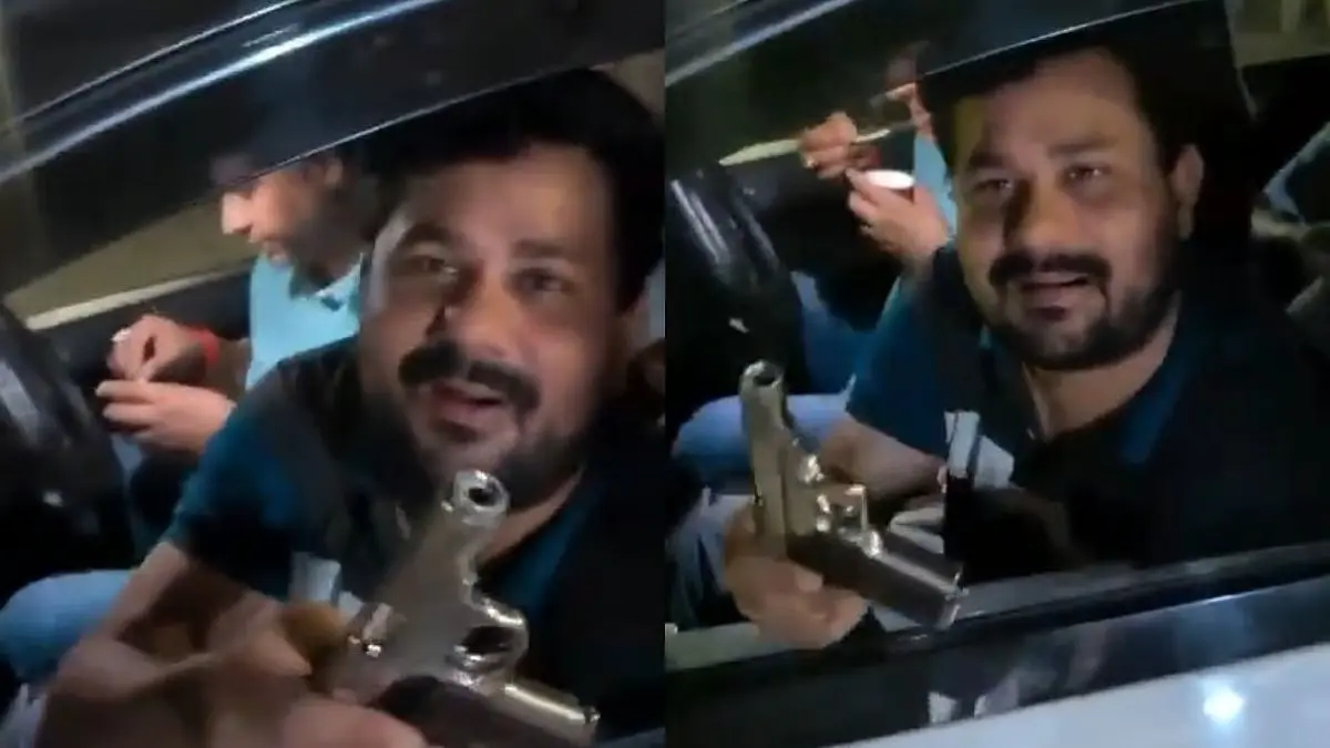 ‘Pistol Le Lo, Goli Maar Do’: Hathras Ice Cream Vendor Stunned as Passenger Waves Gun; Police Arrest Accused After Viral Video ‘Pistol Le Lo, Goli Maar Do’: Hathras Ice Cream Vendor Stunned as Passenger Waves Gun; Police Arrest Accused After Viral Video
