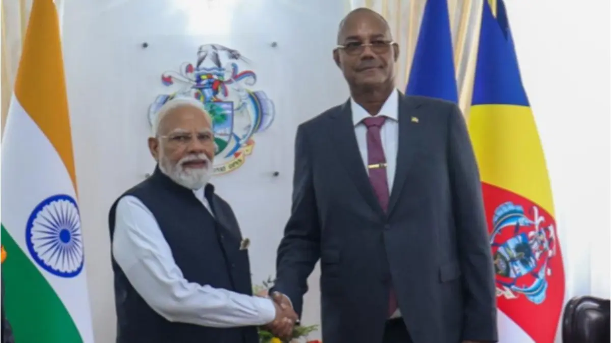 PM Modi Conferred ‘Guardian of the Blue Horizon’, Seychelles' Highest Environmental Honour PM Modi Conferred ‘Guardian of the Blue Horizon’, Seychelles' Highest Environmental Honour