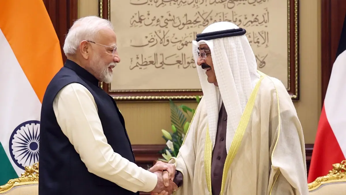 PM Modi Holds Talk With Kuwait Amir: Discusses West Asia Security Amid US-Iran War, Calls for De-escalation and Safety of Indian Community PM Modi Speaks to Kuwaiti Amir: Calls for Peace & Safety of Indians