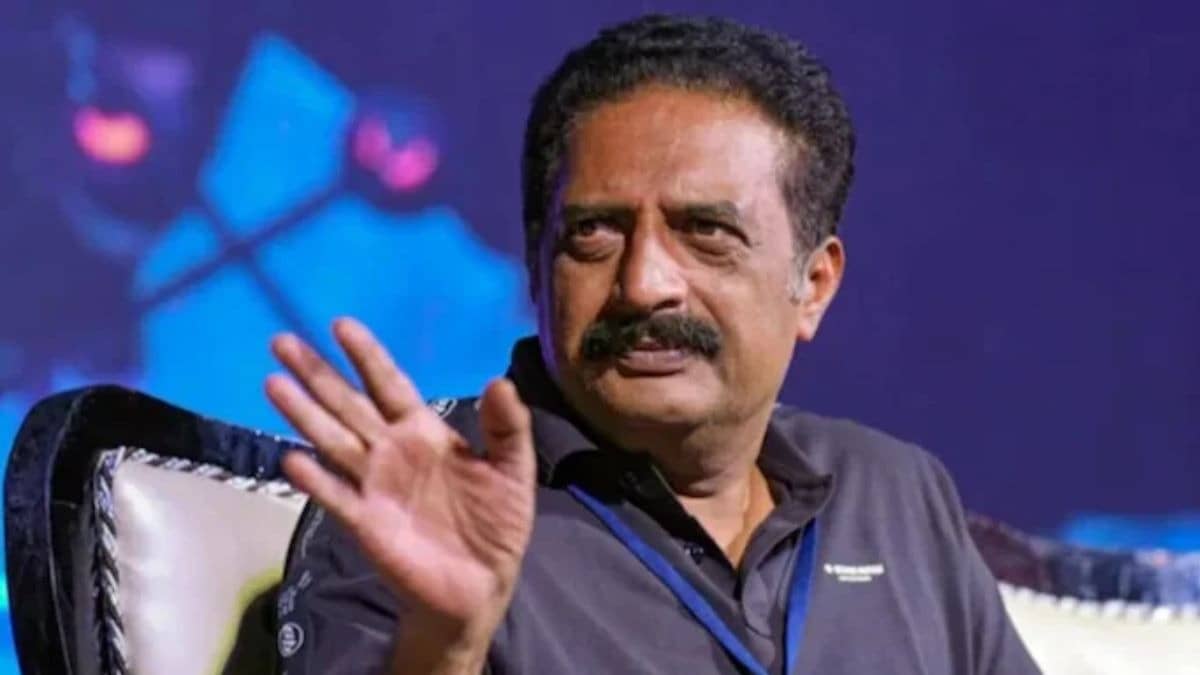 Prakash Raj: प्रकाश राज की बढ़ी मुश्किलें, कई वोटर ID कार्ड रखने पर कोर्ट ने जारी किया गैर-जमानती वारंट