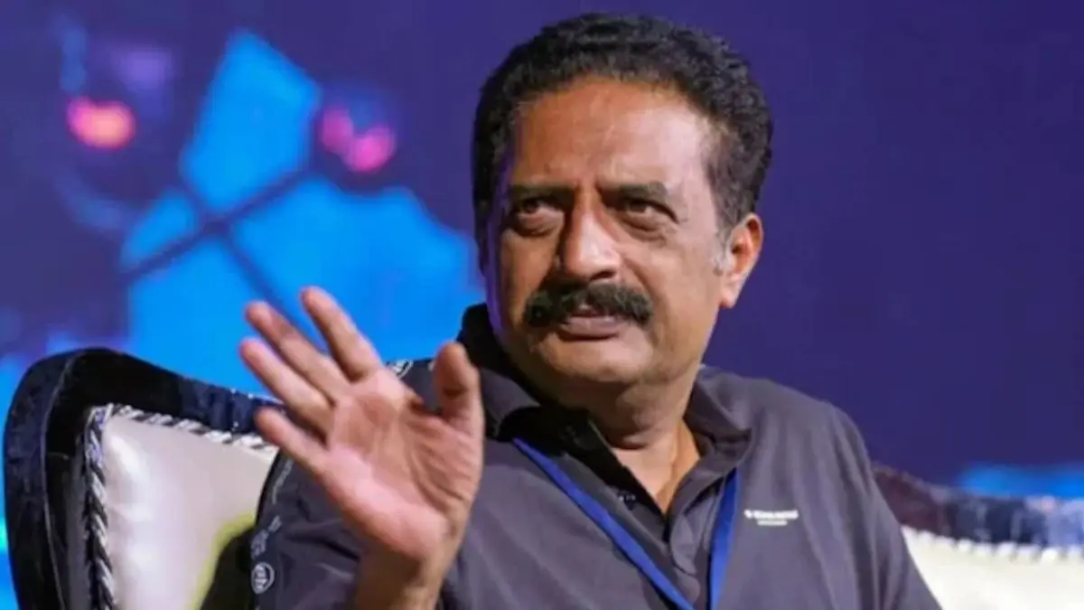 Prakash Raj: प्रकाश राज की बढ़ी मुश्किलें, कई वोटर ID कार्ड रखने पर कोर्ट ने जारी किया गैर-जमानती वारंट Prakash Raj