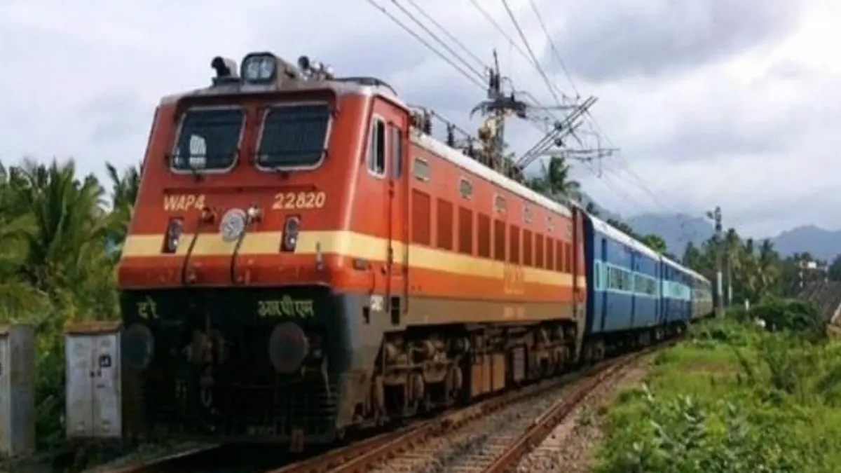 Railways Ministry Refutes Viral Claims of Student Death at Patliputra Station Railways Ministry Refutes Viral Claims of Student Death at Patliputra Station