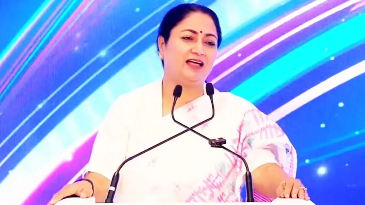 हमें सरहद पर जाकर सीने पर गोली खाने का मौका भले न मिले, लेकिन इस देश के नाम एक काम करने का मौका जरूर मिला है- CM रेखा गुप्ता Republic Summit 2026 LIVE: 'Building the Capital of Tomorrow': CM Rekha Gupta Shares Her Vision For Delhi