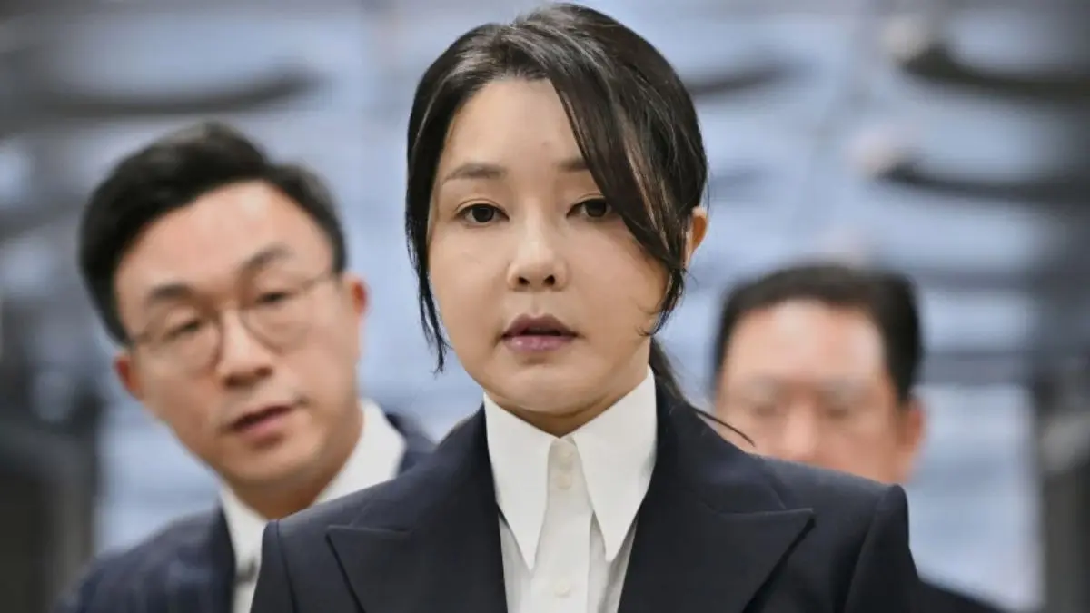 South Korean Court Sentences Ex-First Lady Kim to 7 Years for Taking Luxury Gifts Tied to Favors South Korean Court Sentences Ex-First Lady Kim to 7 Years for Taking Luxury Gifts Tied to Favors