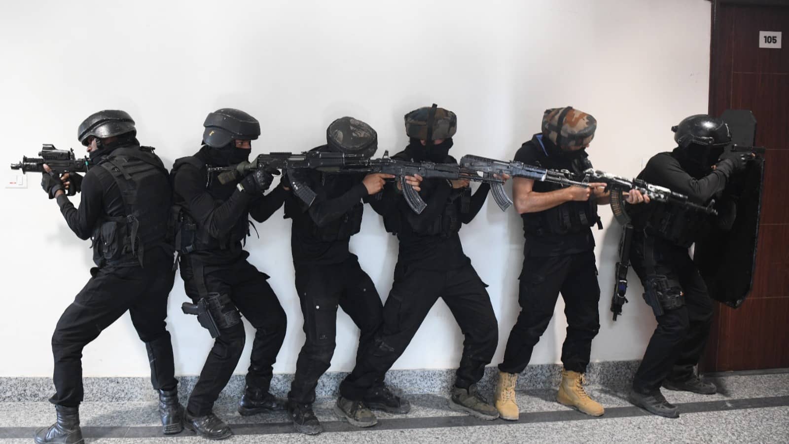 Srinagar Police Conduct High‑Intensity Multi‑Agency Drill Testing Layered Security Before Amarnath Yatra Begins