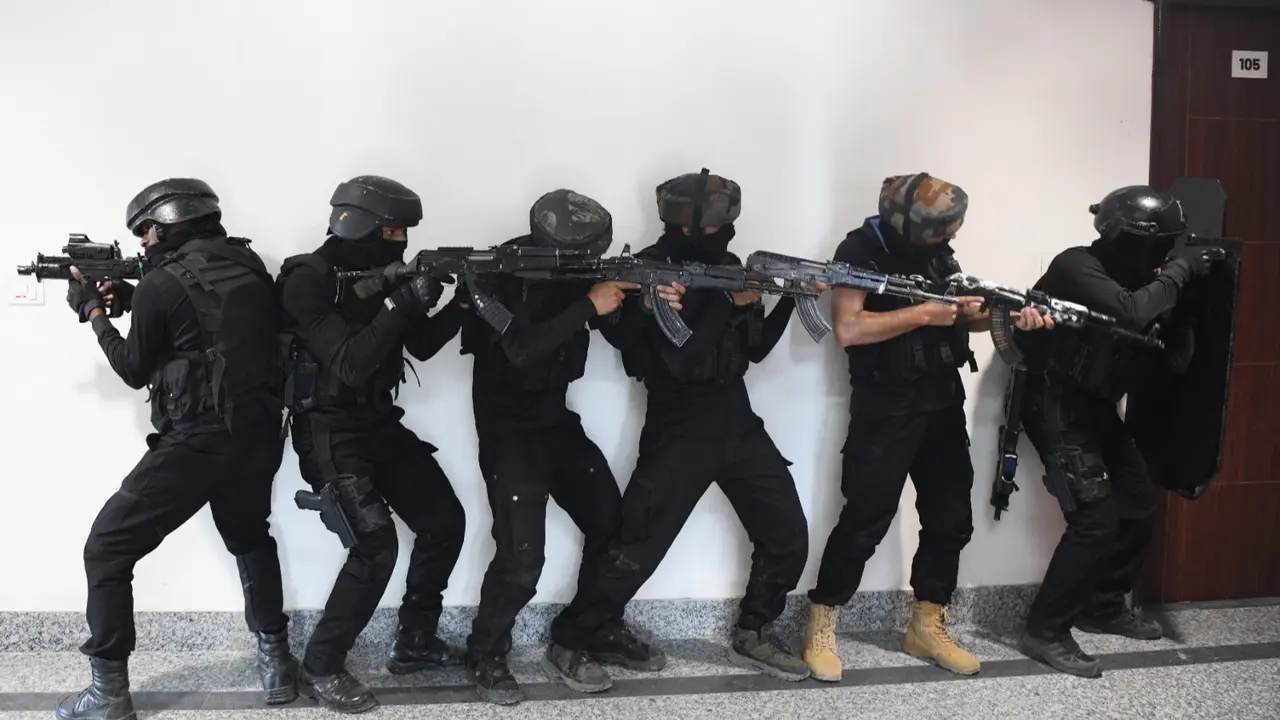 Srinagar Police Conduct High‑Intensity Multi‑Agency Drill Testing Layered Security Before Amarnath Yatra Begins Srinagar Police Conduct High‑Intensity Multi‑Agency Drill Testing Layered Security Before Amarnath Yatra Begins