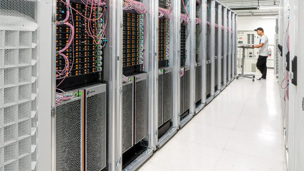 China Overtakes US in Supercomputing Race as New Machine Becomes World's Fastest supercomputer