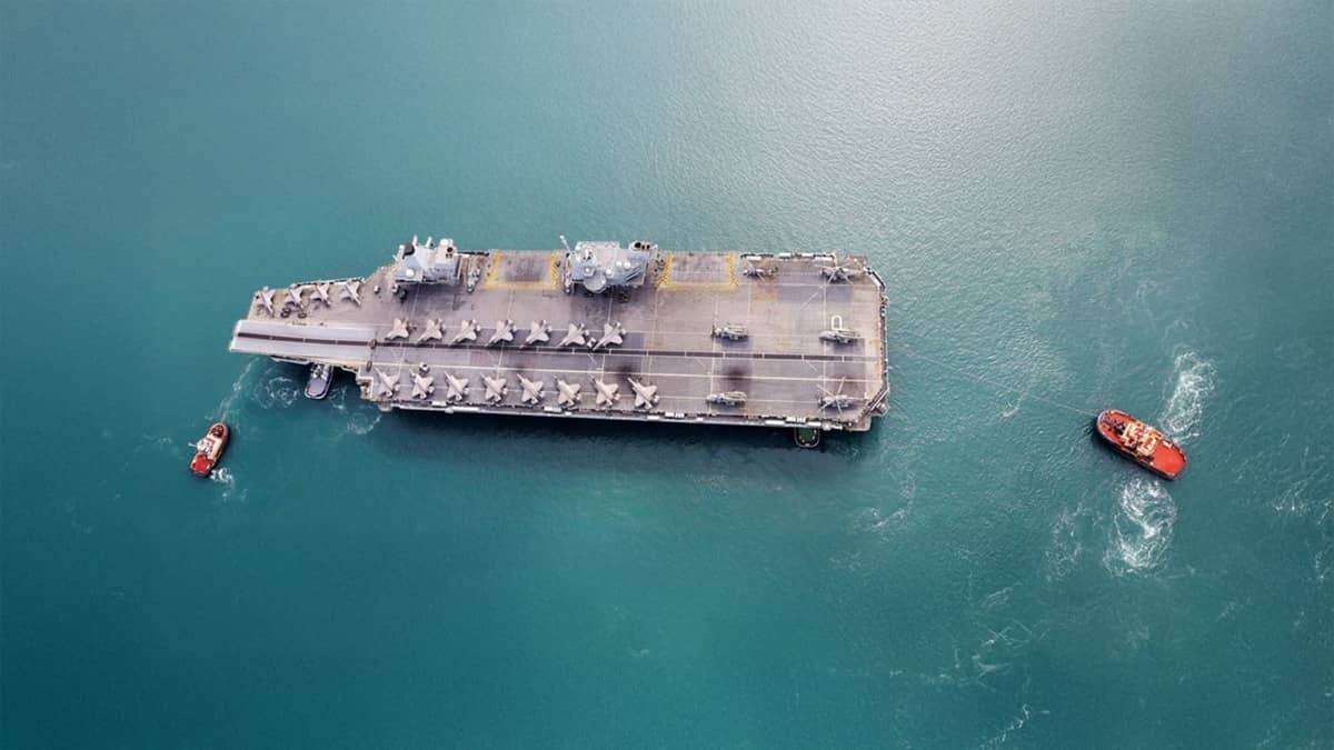 Three Royal Navy Personnel Killed in Devon Helicopter Crash