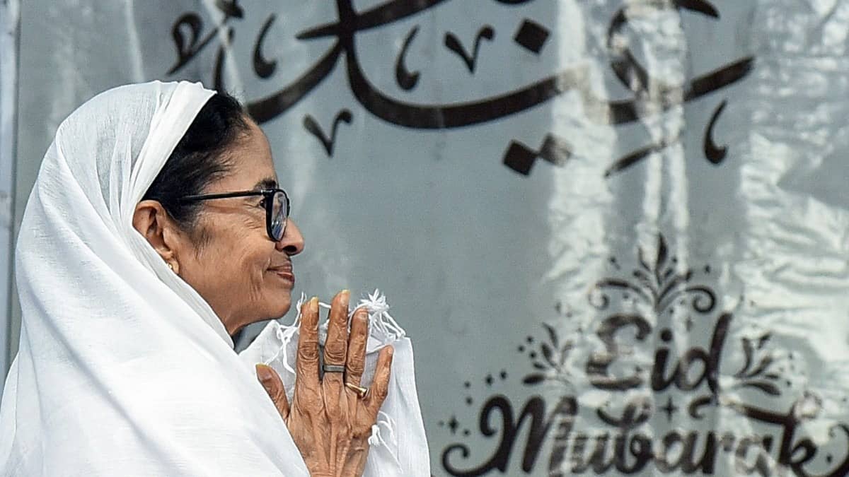 TMC Crisis Deepens as MP Revolt Raises Questions Over Mamata's Future